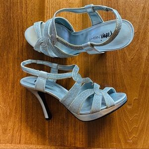 Fiona Night Silver Glitter PROM Heels Size 7.5